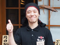 recruit-design_staff-taiji マネージャー:須山太滋(32歳)